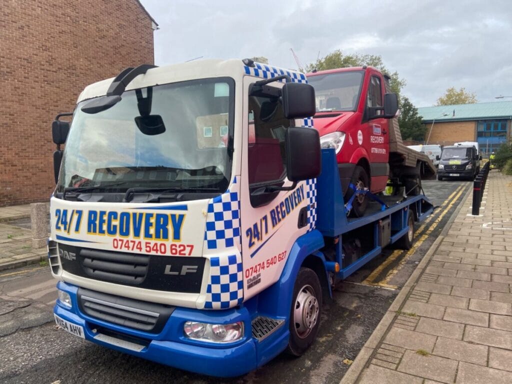 7 tone truck recovery Abu Dhabi