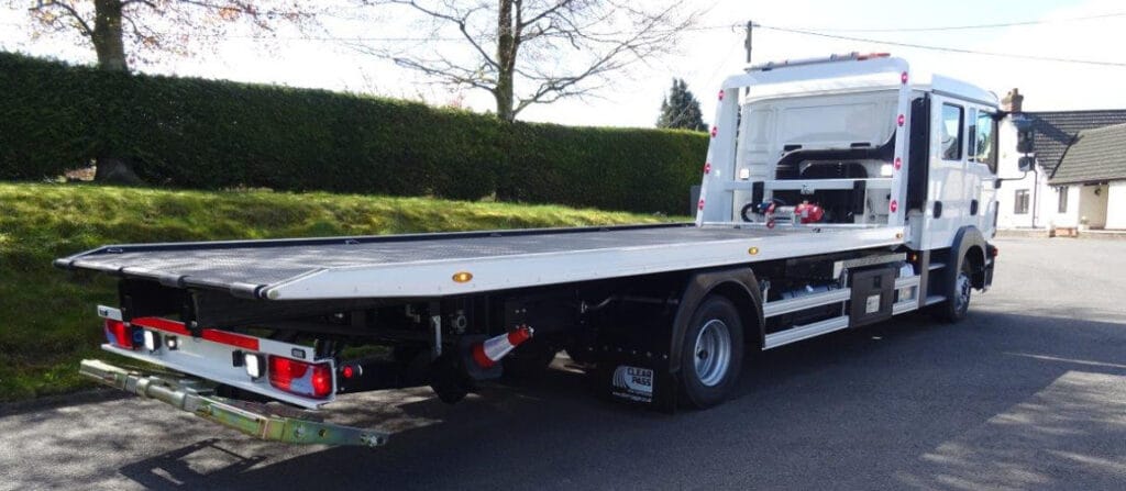 7-ton recovery trucks